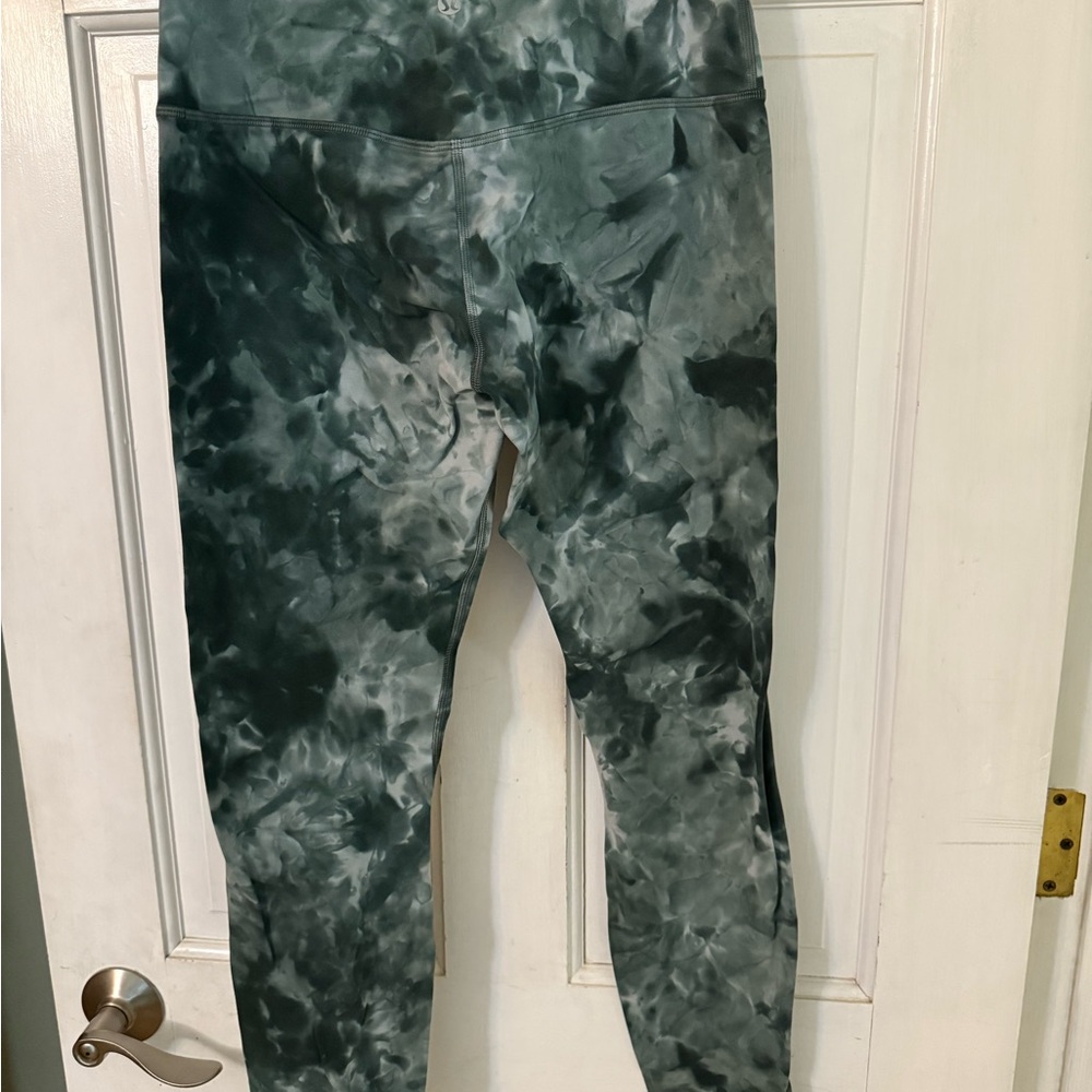 Lululemon Align Leggings, Diamond Dye, Starlight Smoked Spruce, Size 8, 28” - Picture 5 of 9